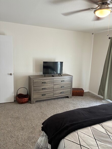 Building Photo - 509 Crowley Rd