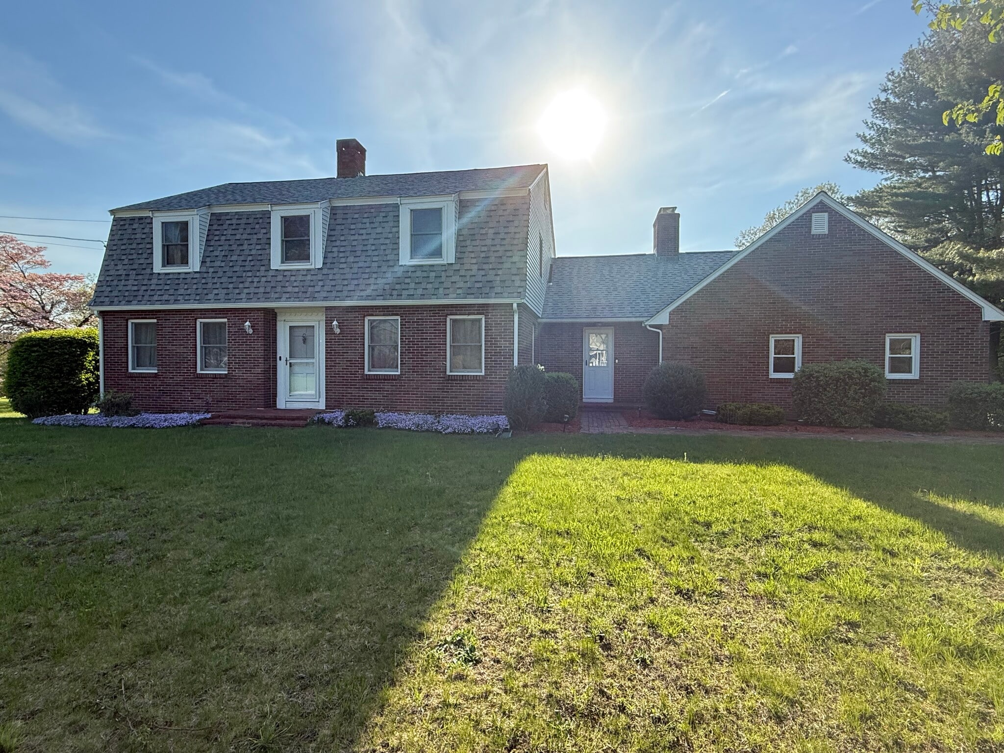 Front - 20 Highwood Way
