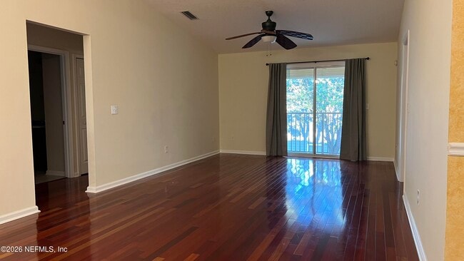 Building Photo - 7053 Snowy Canyon Dr
