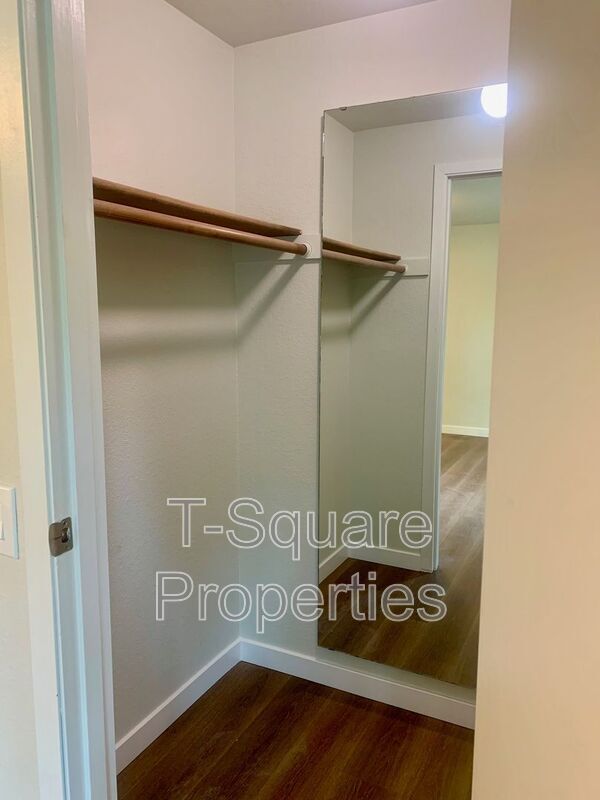 Building Photo - 8226 126th Ave NE