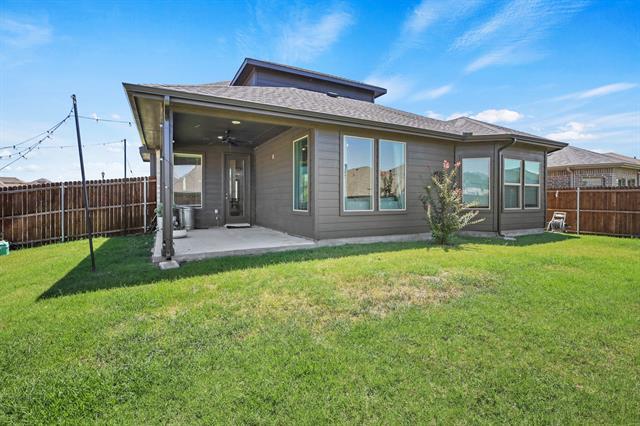 Building Photo - 638 Taylor Dr