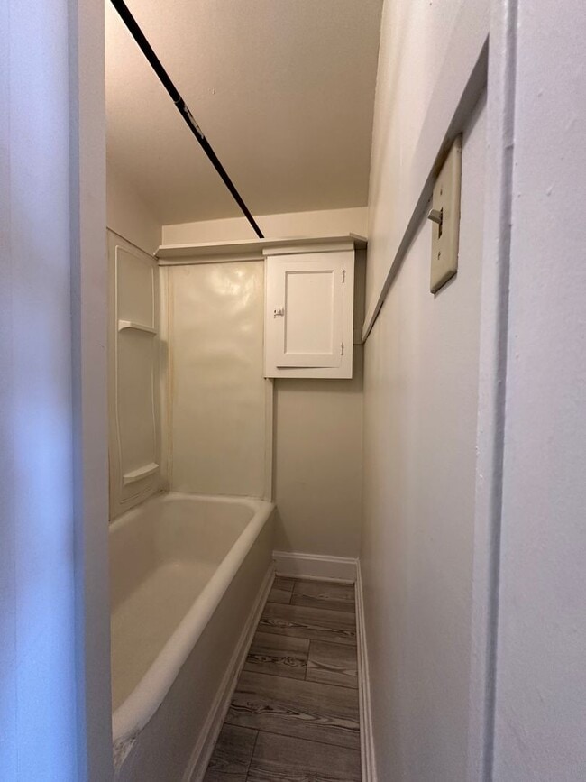 Building Photo - 1510 24th St