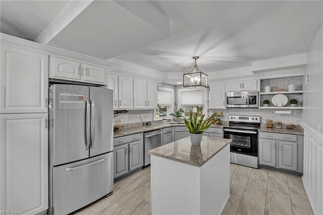 Building Photo - 5800 Barberry Ln
