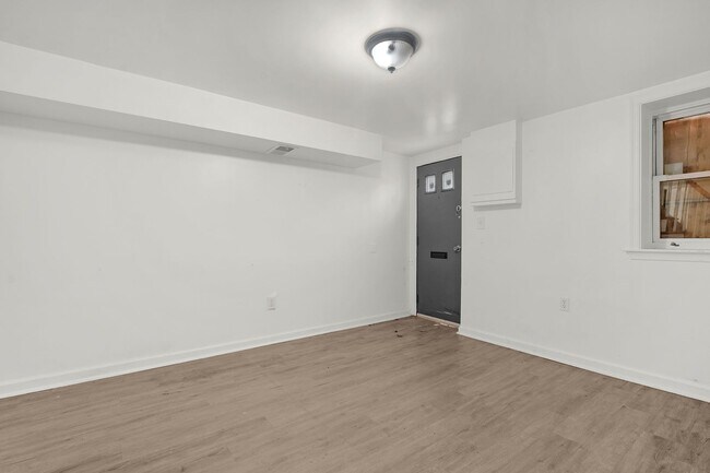 Building Photo - 2629 Dulany St