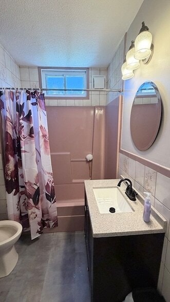 Building Photo - 391 Commercial St