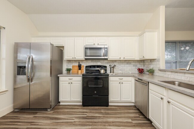 Building Photo - 5313 Caprock Dr