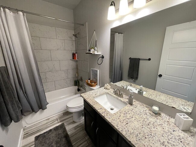 Building Photo - 4-Bedroom House for Rent in Temple