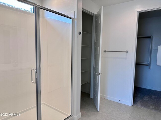Building Photo - 9329 W Encinas Ln