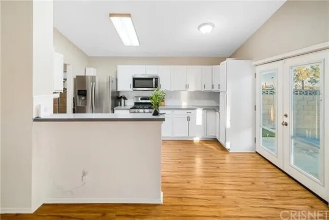 Building Photo - 2516 Starbrite Ave