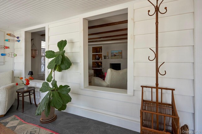 Building Photo - 41 Grinnell St