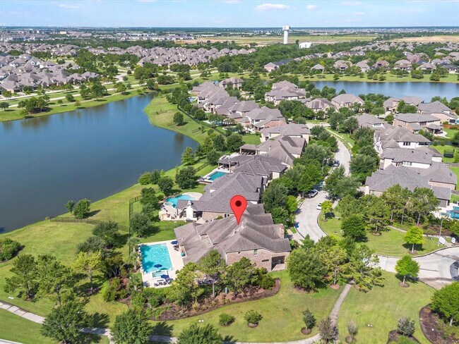 Building Photo - 19003 Cove Manor Dr