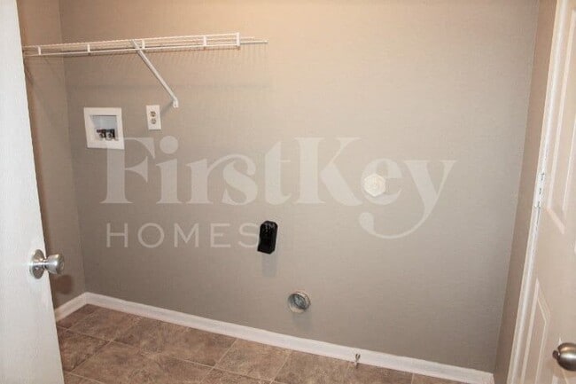 Building Photo - 2640 Branigan Creek Blvd