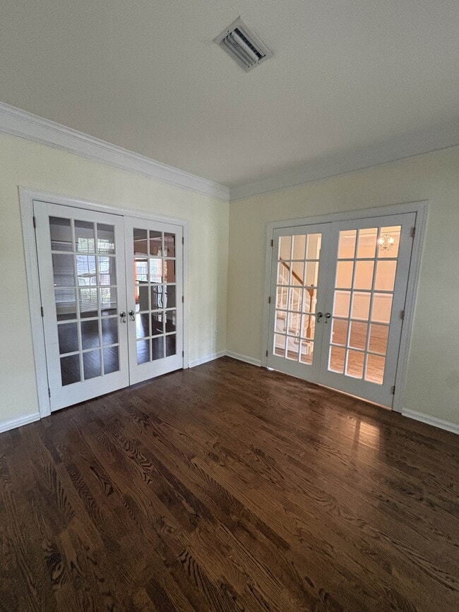 Building Photo - 7 Angel Wing Ct