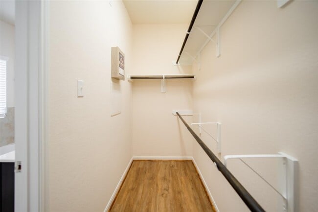 Building Photo - 14215 Campo Vista Dr
