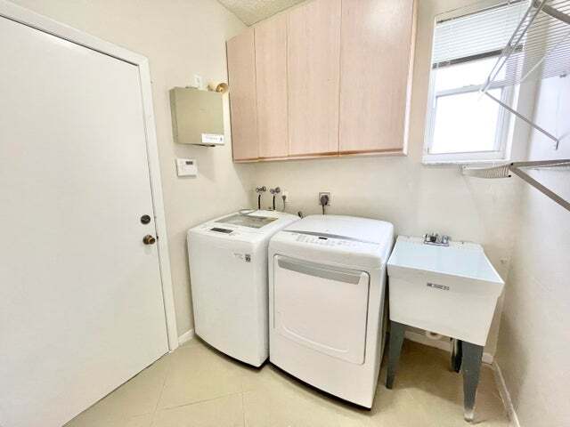 Building Photo - 9593 Tavernier Dr