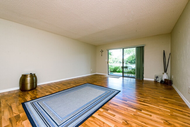 Building Photo - 246 Timberline Trl