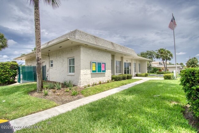 Building Photo - 432 Dove Ln