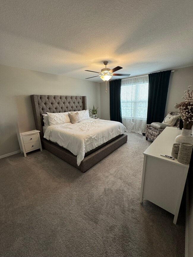 Building Photo - 7335 Canterbury Bells Ct