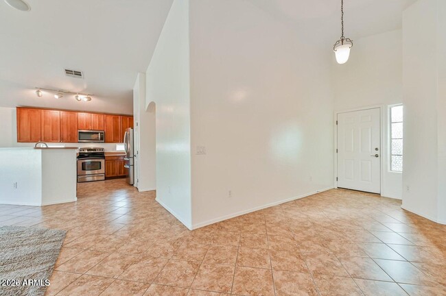 Building Photo - 7809 S 20th Ln