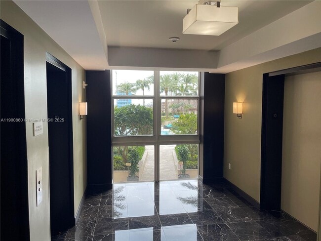 Building Photo - 550 Okeechobee Blvd