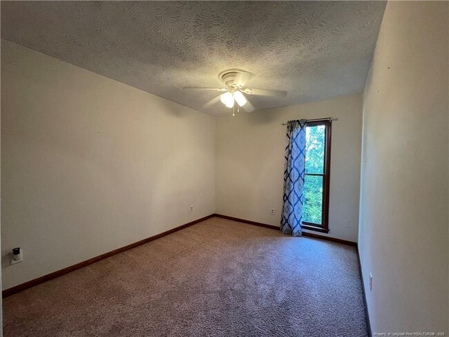 Building Photo - 404 Adger Ct
