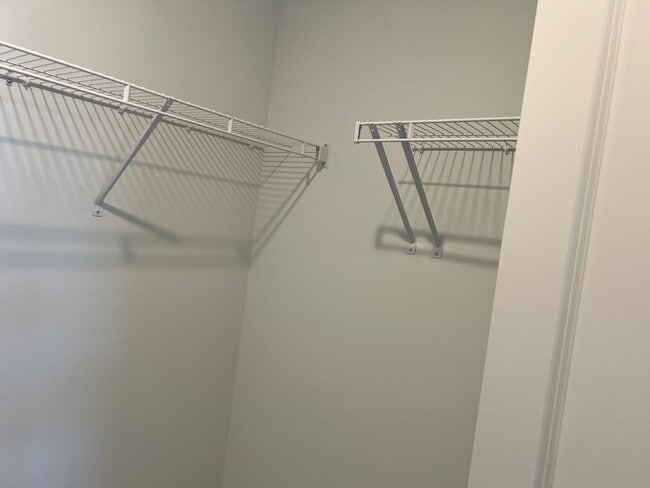 Building Photo - 1456 Jay Rd