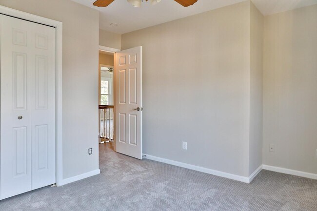 Building Photo - 5423 Rilian Ct