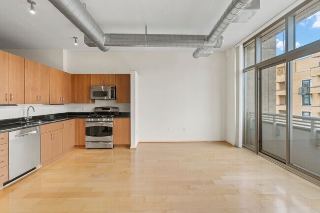 Building Photo - Madrigal Lofts in Mt Vernon Triangle | 2 Bed | 2 Bath | 920 Sf | Balcony | 1 Garage Parking Space