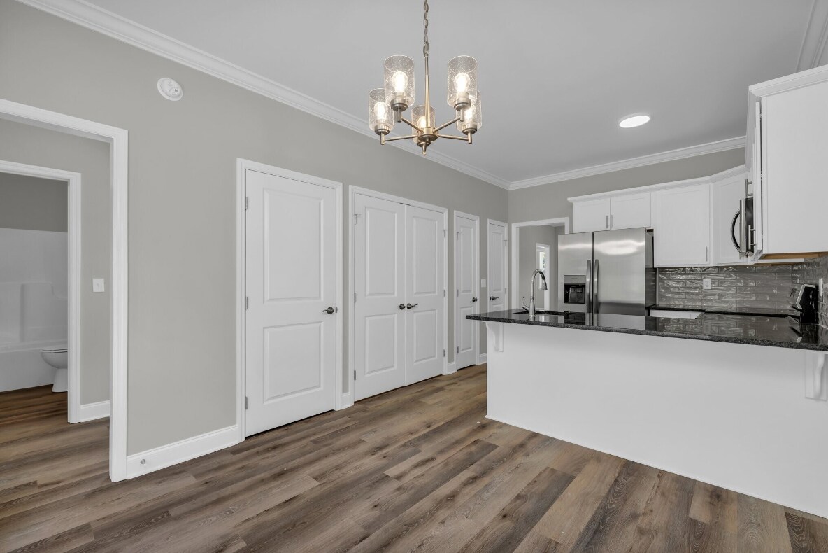 Building Photo - 102 Hogan Hts Dr