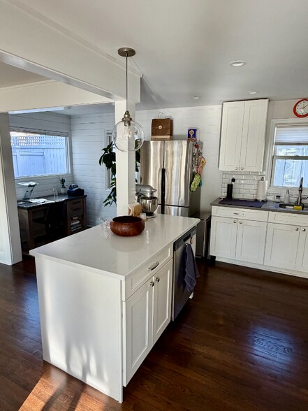 Building Photo - 29 Lexington Ave