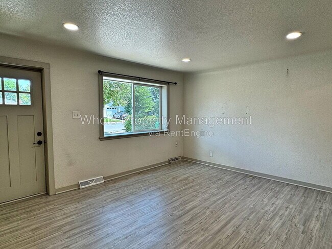 Building Photo - 4217 S Sherman St