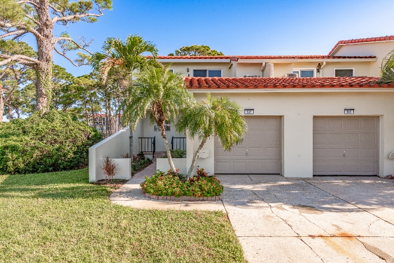 Building Photo - 2700 Bayshore Blvd