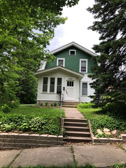 Primary Photo - 2942 Pierce St NE