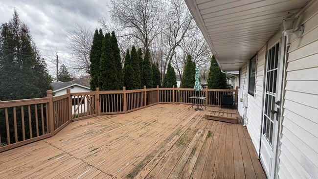 Building Photo - 3535 Robey Ave