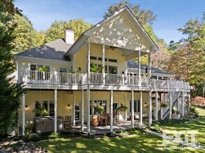 Building Photo - Incredible Lake House in Gaston Heights