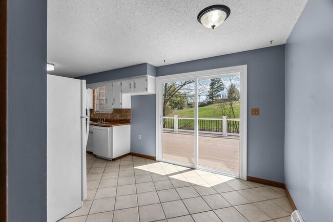 Building Photo - House in Cape