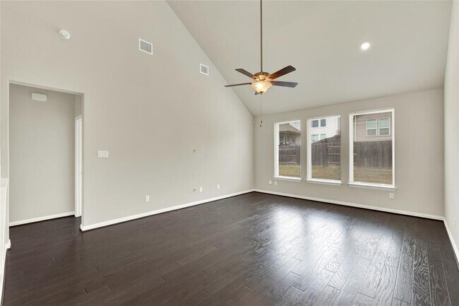 Building Photo - 908 Leadtree Loop