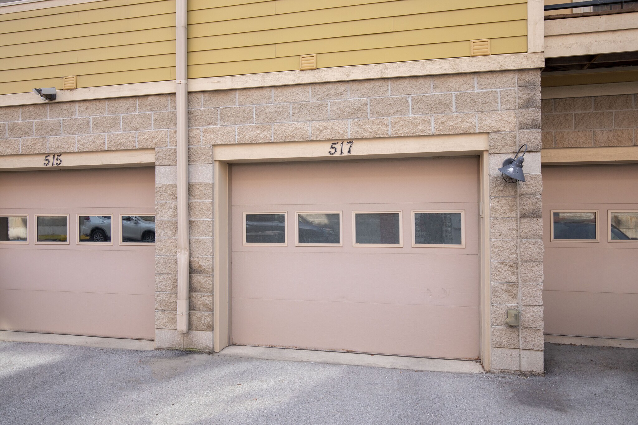 Building Photo - 517 N Park Ave