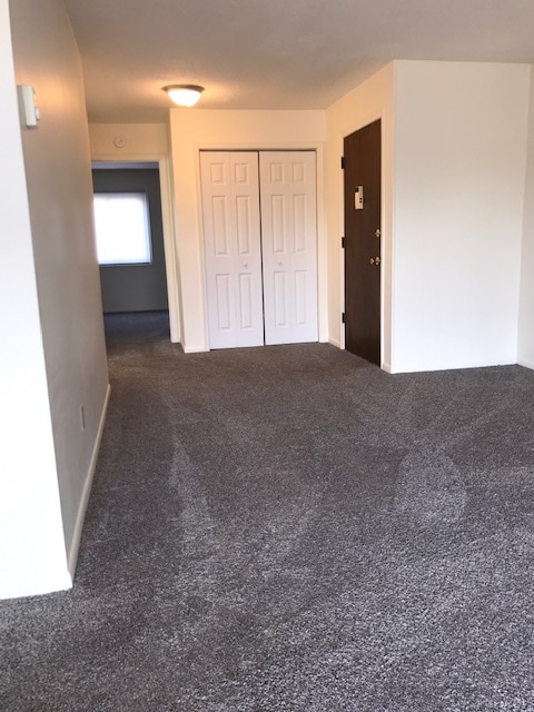 Building Photo - 634 W Foulke Ave