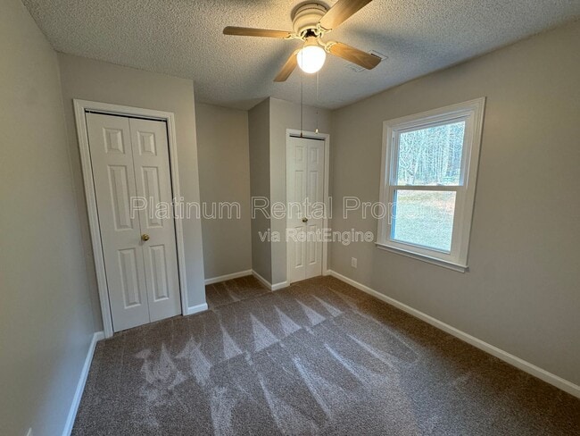 Building Photo - 3605 Knoll Crest Trail