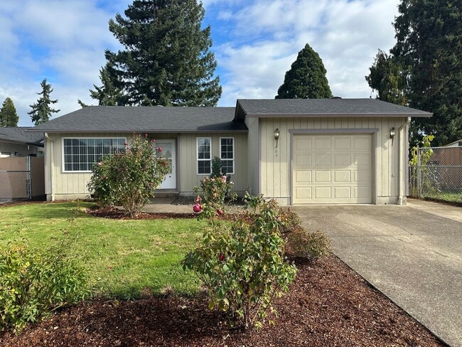 Building Photo - Cute 3-bedroom, 1-bathroom house in Springfield!