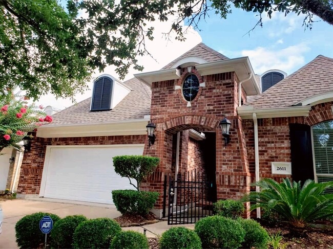 Primary Photo - 2611 Summer Rain Dr