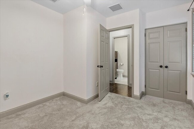 Building Photo - 1273 Lechlade Cir