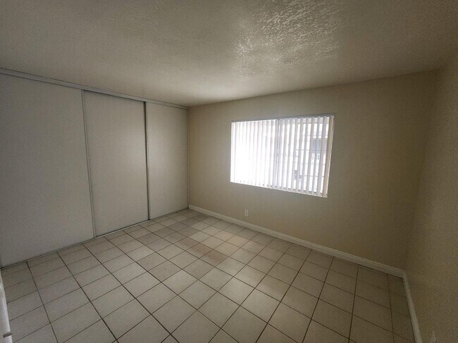 Building Photo - TERRACE2539