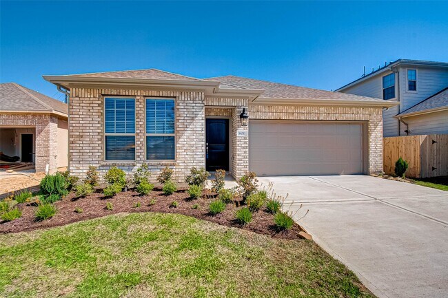 Primary Photo - 8011 Colony Chase Ct