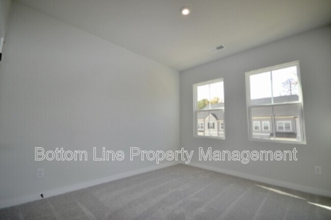 Building Photo - 3314 Finchborough Ct