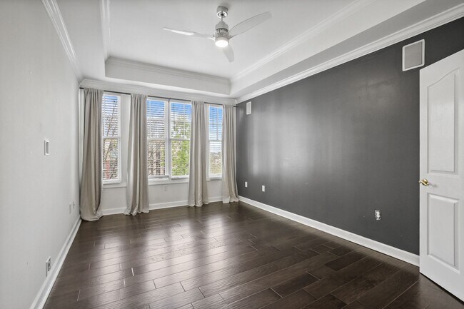 Building Photo - 2 Bedroom Unit in Midtown Neighborhood of Atlanta