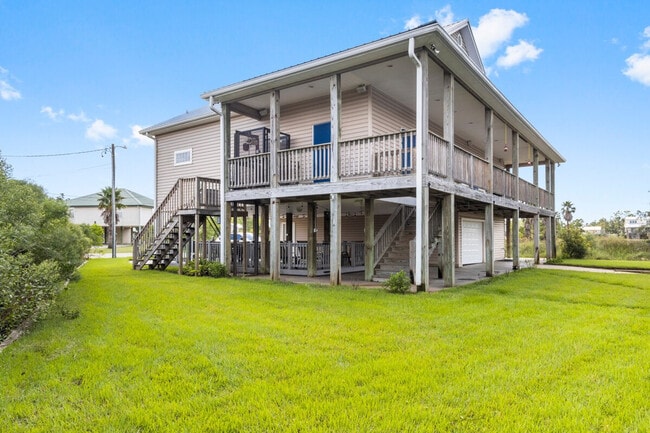 Building Photo - 4166 Old Lazy River Rd