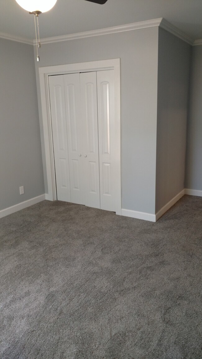 Building Photo - 601 W Tennessee Ave