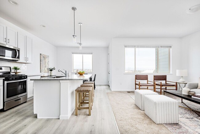 Building Photo - Great 3 bedroom for 2895!